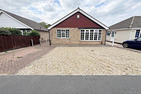 2 bedroom detached bungalow for sale, Ashby Close, Holton-Le-Clay, Grimsby, N.E. Lincs, DN36 5BD