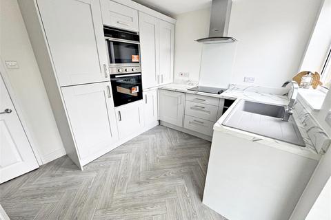 2 bedroom detached bungalow for sale, Ashby Close, Holton-Le-Clay, Grimsby, N.E. Lincs, DN36 5BD