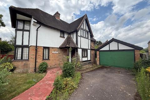 3 bedroom detached house for sale, The Retreat, Hutton, Brentwood