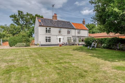5 bedroom detached house for sale, Manor Road, North Walsham