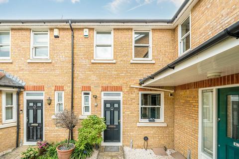 Barneby Close, Twickenham TW2