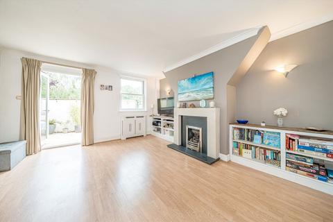 undefined, Barneby Close, Twickenham TW2