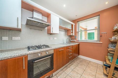 undefined, Barneby Close, Twickenham TW2