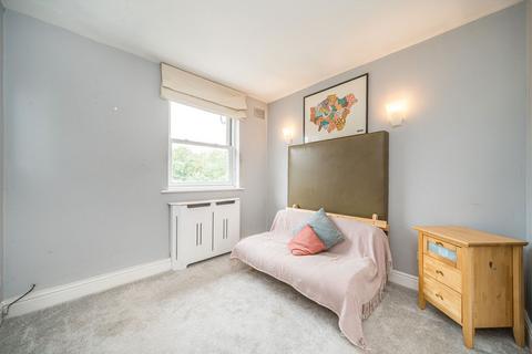 undefined, Barneby Close, Twickenham TW2