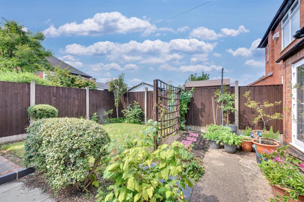 Garden (2).jpeg