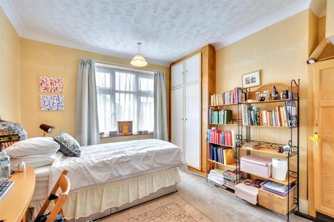 4 bedroom semi-detached house for sale, Sherwood Rise, Nottingham