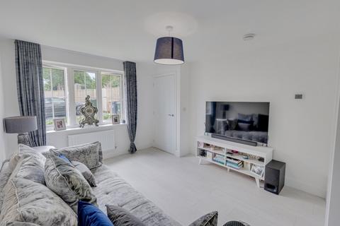 115 Brompton Drive, Bradford, BD10 0DW