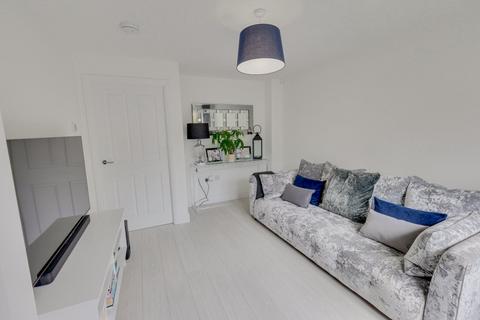115 Brompton Drive, Bradford, BD10 0DW