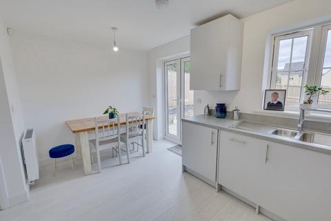 115 Brompton Drive, Bradford, BD10 0DW