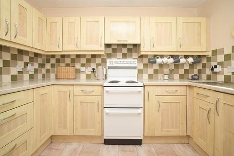 2 bedroom flat for sale, Victoria Parade, Ramsgate, Kent, CT11