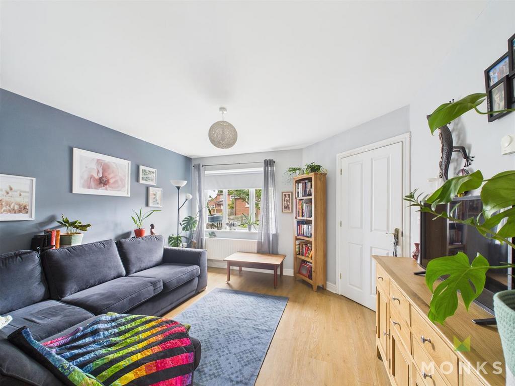 CAM01520 G0-PR0238-STILL002.jpg