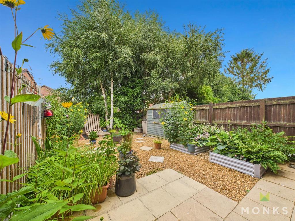 CAM01520 G0-PR0238-STILL007.jpg