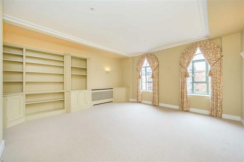 1 bedroom flat for sale, Brasenose Drive, London SW13