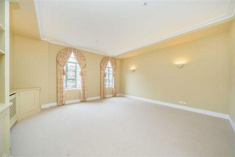 1 bedroom flat for sale, Brasenose Drive, London SW13