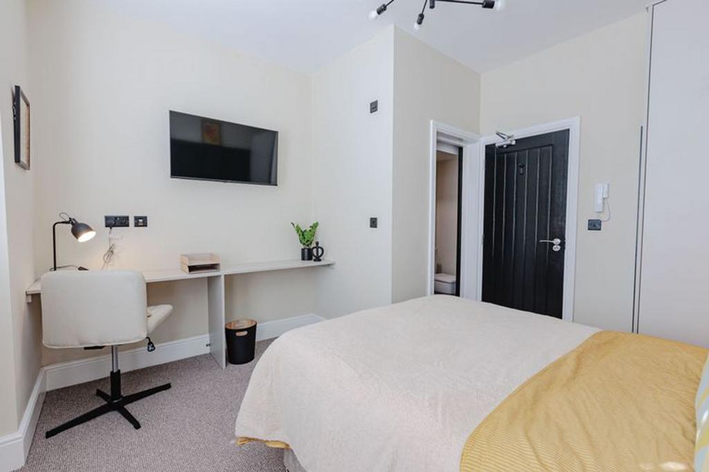 Room 2