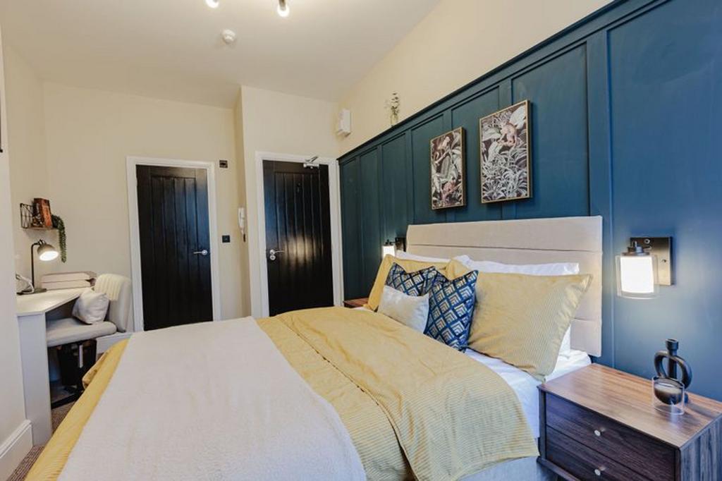 Room 4