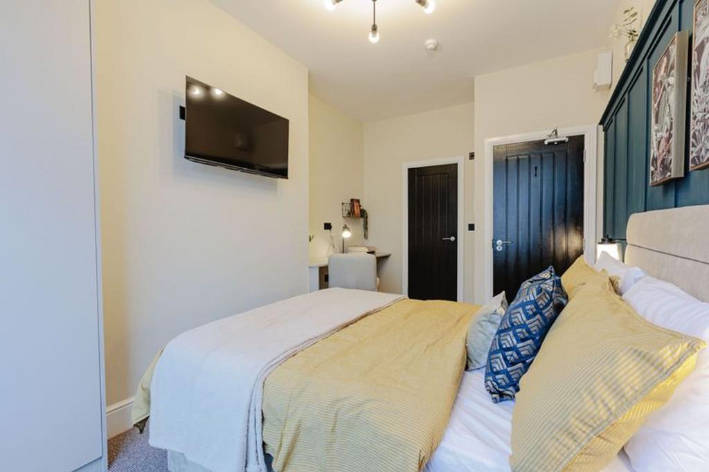 Room 4
