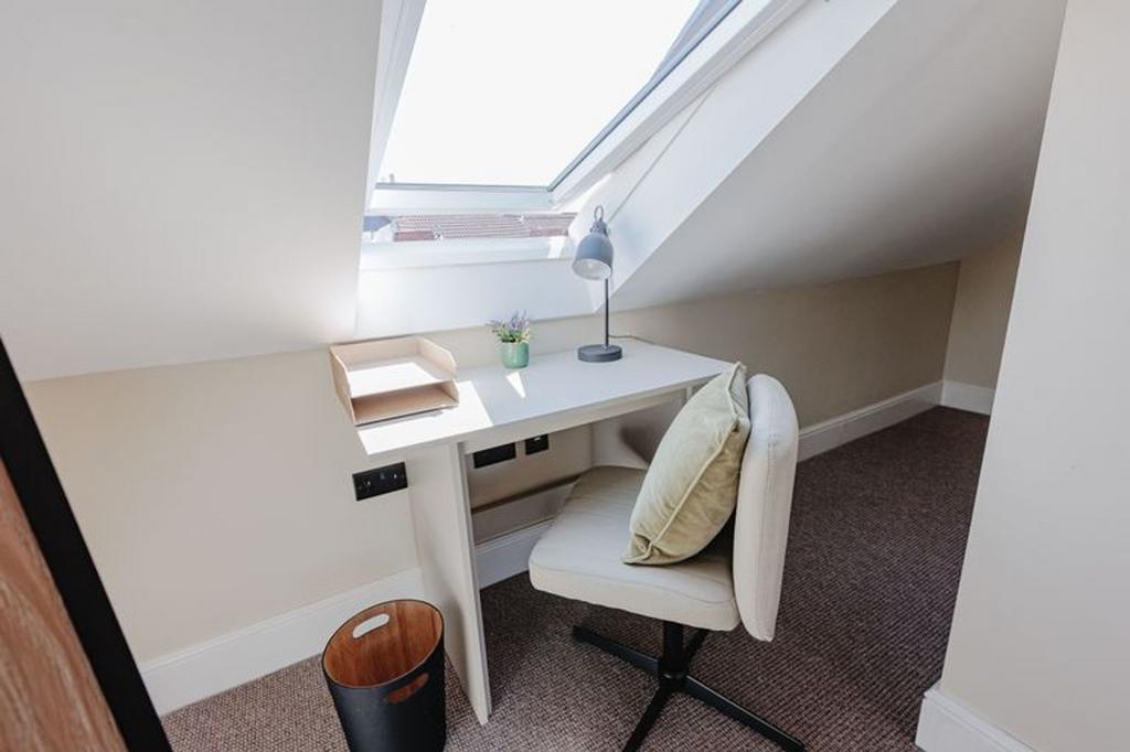 Room 6