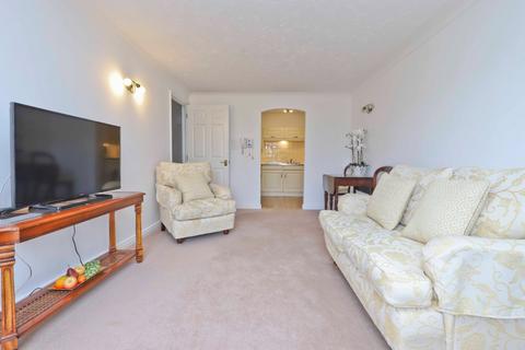 undefined, Maple Court, Pinner HA5