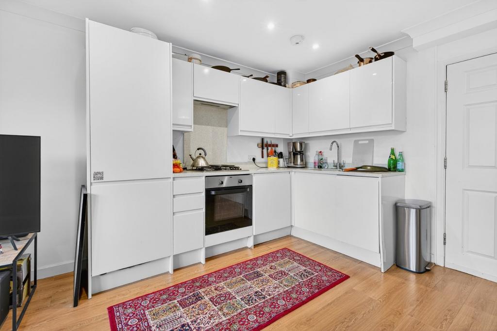 Apartment in London - View 2