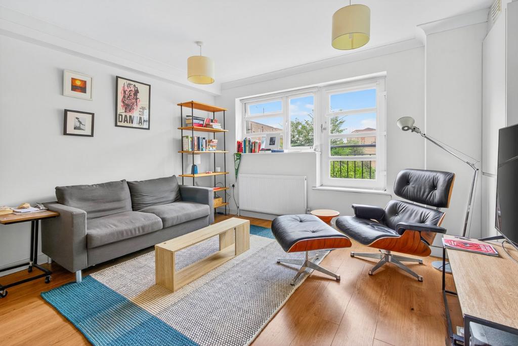 Apartment in London - View 5