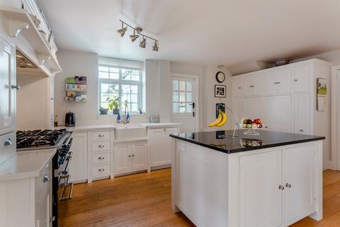 4 bedroom detached house for sale, Beach Road, St Brides Wentlooge, Newport