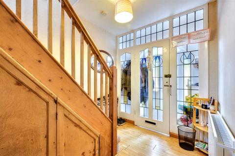 3 bedroom semi-detached house for sale, Sherwood Rise, Nottingham