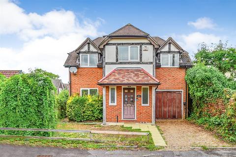 3 bedroom detached house for sale, College Road, Guildford GU12
