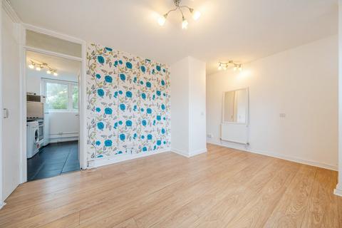 1 bedroom flat for sale, Woolstaplers Way, London, SE16