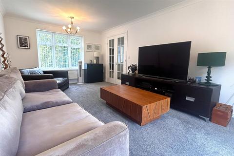 undefined, Yarningale Close, Birmingham B30