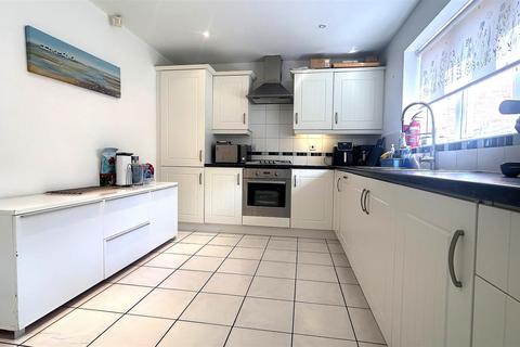 undefined, Yarningale Close, Birmingham B30