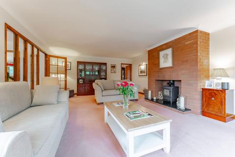 undefined, Dereham Road, Scarning