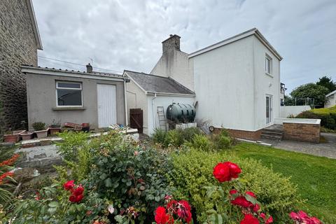 3 bedroom semi-detached house for sale, Heol Y Dwr, Llanon, SY23
