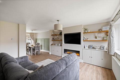 44 Farncombe Way, Whitfield, Dover, CT16 3NT