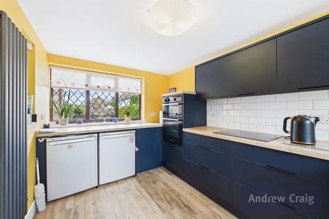 2 bedroom semi-detached house for sale, Oxford Place, Birtley