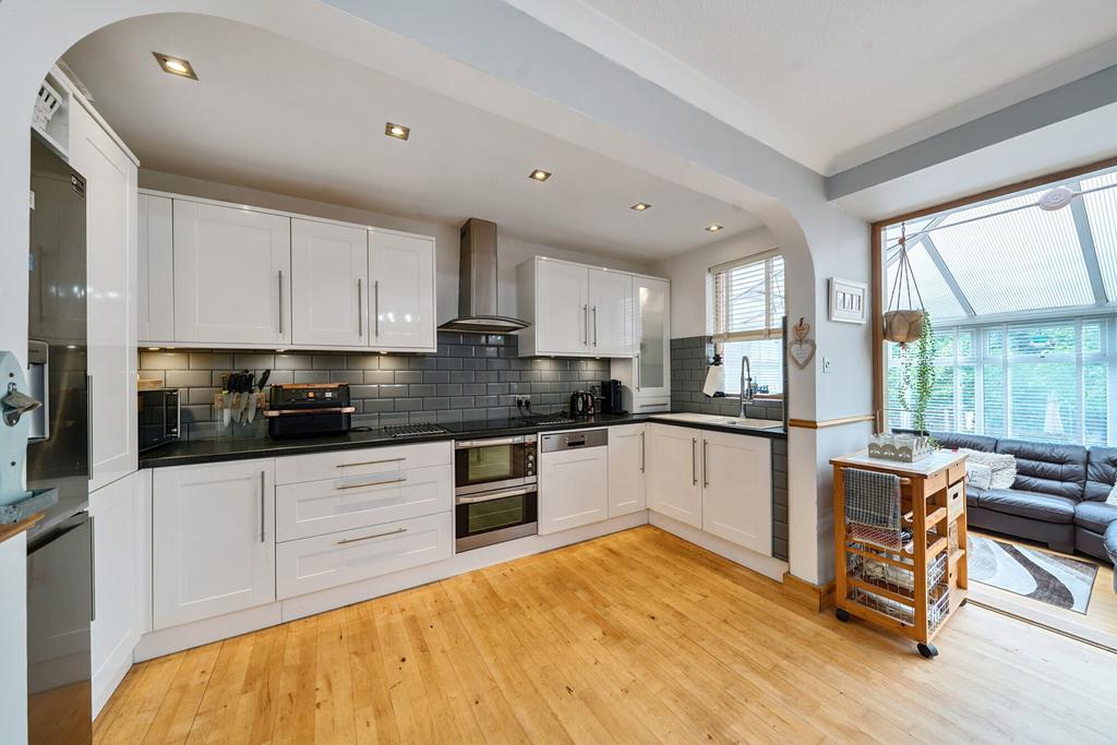 1333158-13-688b73...