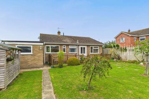 undefined, Field House Gardens, Diss