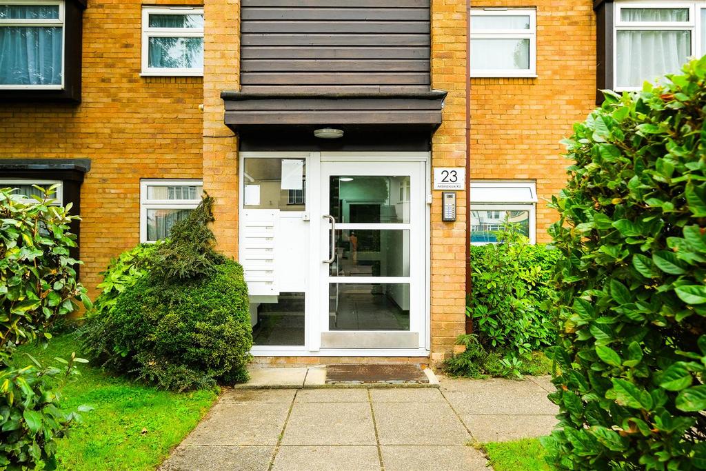 Flat 3, 23 Aldersbrook road-22.jpg