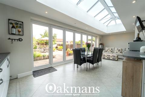 3 bedroom detached house for sale, Worcester Road, Bromsgrove B61