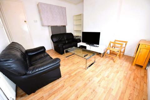 undefined, 27 Kelsall Road
