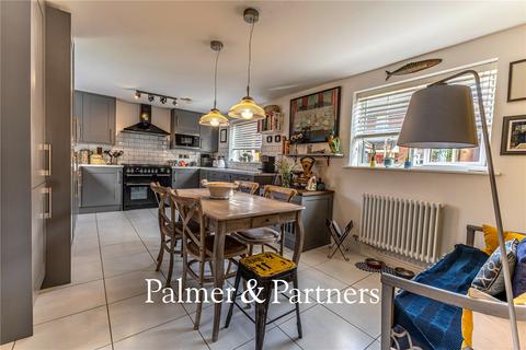 4 bedroom detached house for sale, Montagu Drive, Saxmundham, Suffolk, IP17