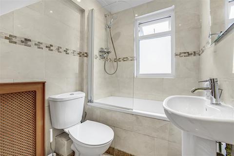 3 bedroom flat for sale, Norroy Road, Putney
