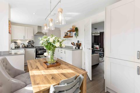 39 Bowbridge Crescent, Edinburgh, EH17 8UX