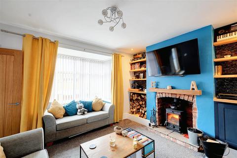 3 bedroom semi-detached house for sale, Bostocks Lane