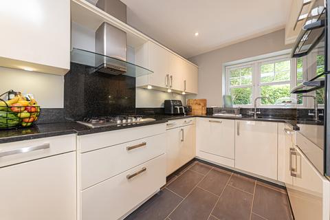 undefined, THE LIMES, HAYLEY GREEN, BERKSHIRE, RG42 6DH