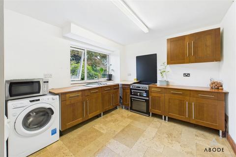 undefined, Valley View Walk, Uttoxeter ST14