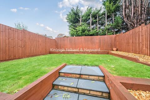 2 Pembury Close, Bromley, BR2 7PS