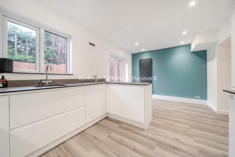 2 Pembury Close, Bromley, BR2 7PS