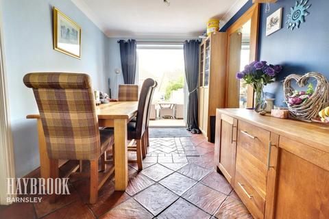 3 bedroom detached house for sale, Manor Fields, Great Houghton