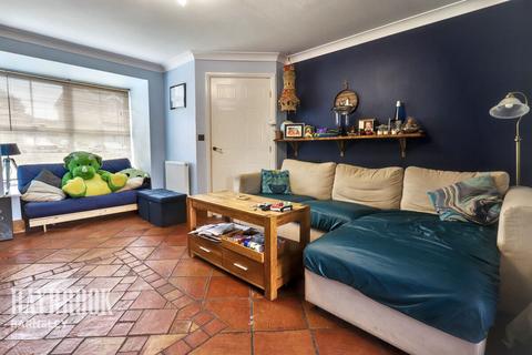 3 bedroom detached house for sale, Manor Fields, Great Houghton